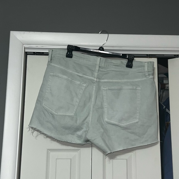 NWOT gap mint green button up shorts - Picture 2 of 4